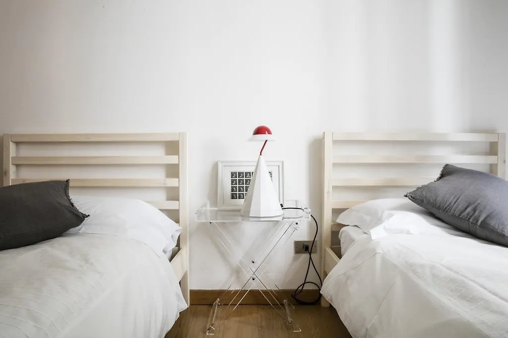 Lovely Sempione Apartment Milan